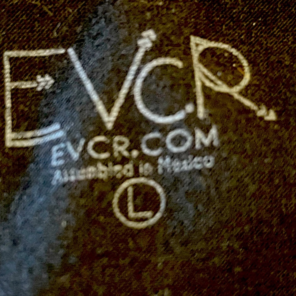 EVcR CASUAL TOP - Picture 4 of 4
